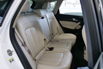 2023 Audi Q5 40 Premium quattro