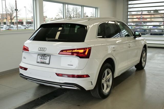 2023 Audi Q5 40 Premium quattro