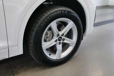 2023 Audi Q5 40 Premium quattro