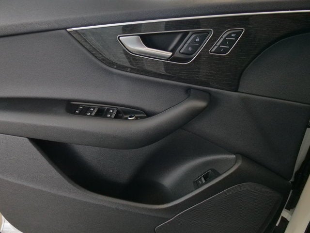 2023 Audi Q7 45 Premium quattro