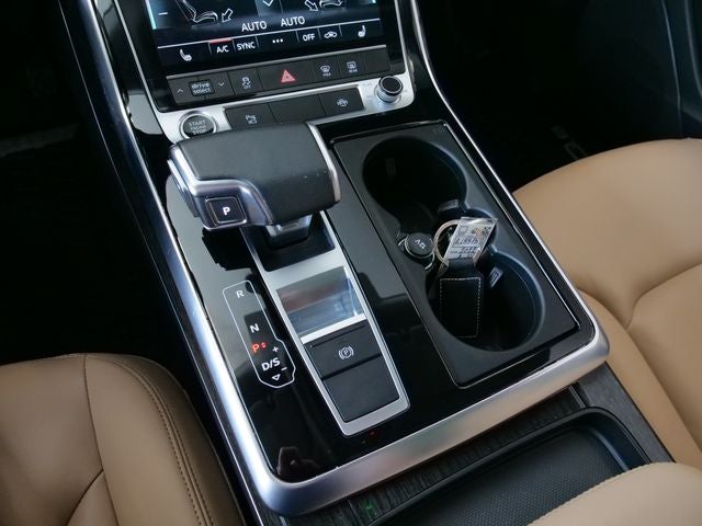 2022 Audi Q8 55 Premium quattro