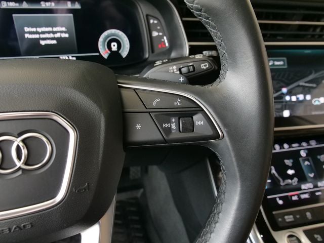 2022 Audi Q8 55 Premium quattro