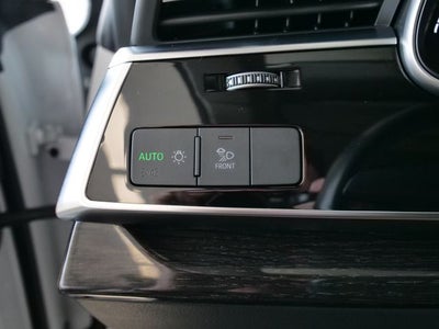 2022 Audi Q8 55 Premium quattro