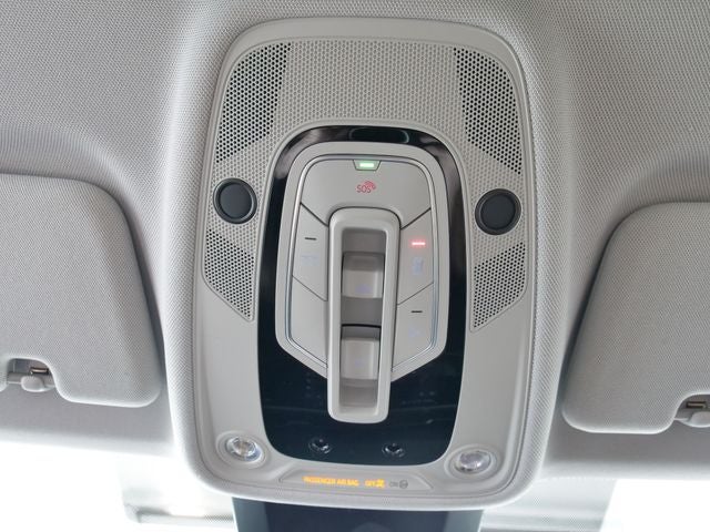 2022 Audi Q8 55 Premium quattro
