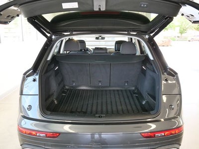 2024 Audi Q5 40 Premium Plus quattro
