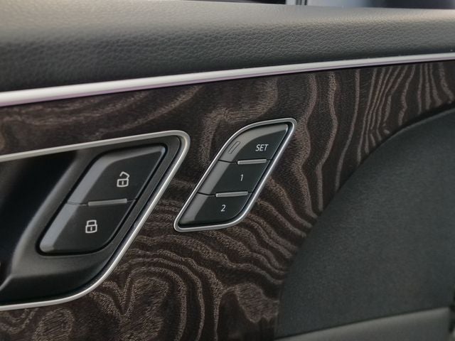 2022 Audi Q8 55 Premium Plus quattro