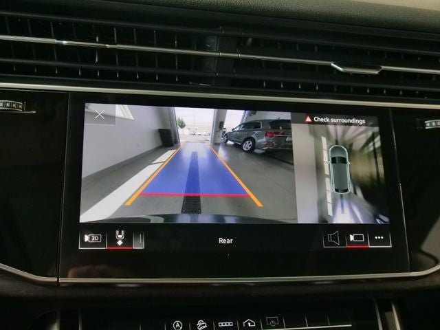 2022 Audi Q8 55 Premium Plus quattro