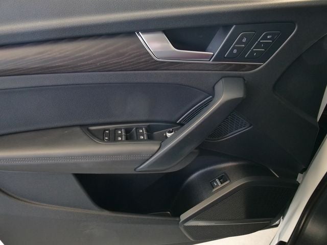 2020 Audi Q5 45 Prestige quattro