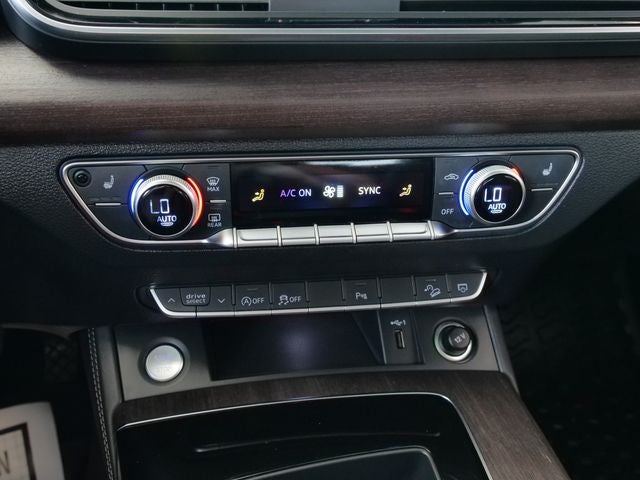 2023 Audi Q5 45 S line Premium Plus quattro