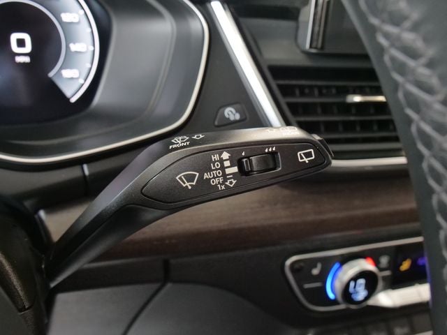 2023 Audi Q5 45 S line Premium Plus quattro