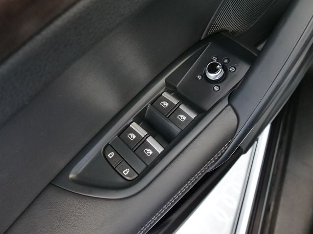 2023 Audi Q5 45 S line Premium Plus quattro