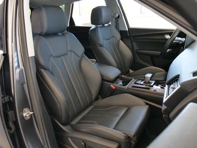 2024 Audi Q5 45 S line Premium quattro