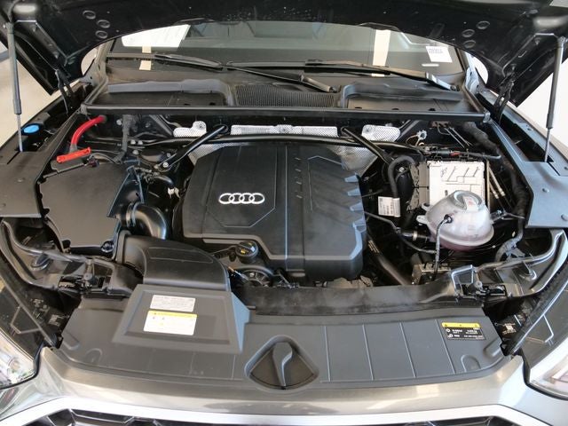 2024 Audi Q5 45 S line Premium quattro