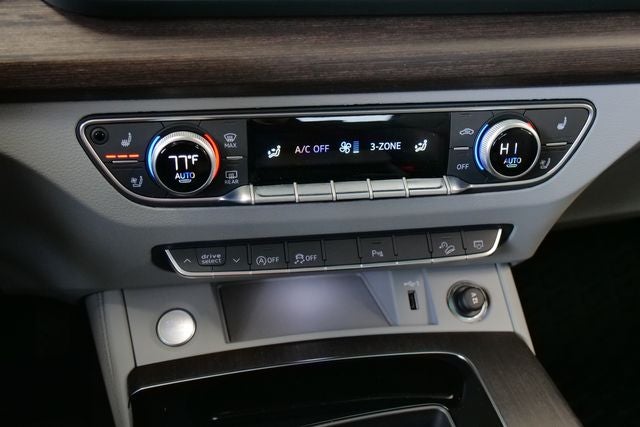 2025 Audi Q5 45 S line Premium Plus quattro