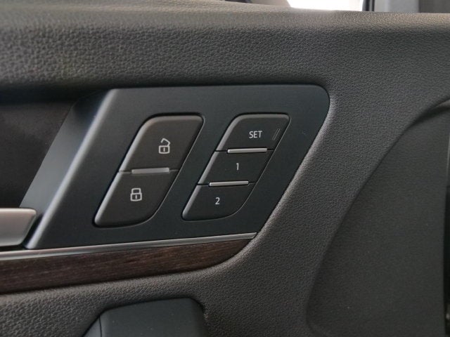 2023 Audi Q5 45 S line Premium Plus quattro