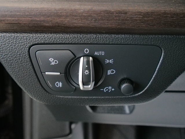 2023 Audi Q5 45 S line Premium Plus quattro