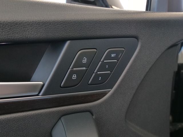 2024 Audi Q5 45 S line Premium quattro