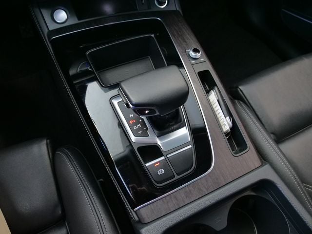 2024 Audi Q5 45 S line Premium quattro