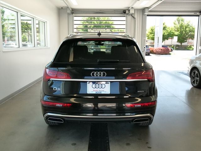 2024 Audi Q5 45 S line Premium quattro