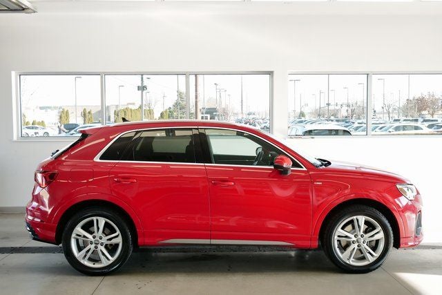 2020 Audi Q3 Premium Plus S line quattro