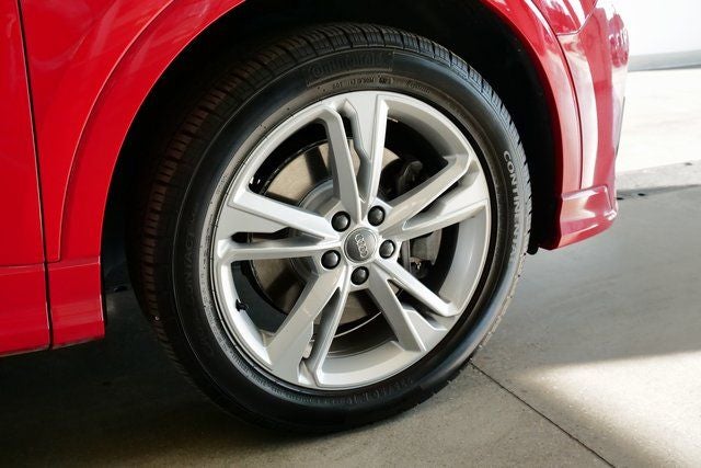 2020 Audi Q3 Premium Plus S line quattro