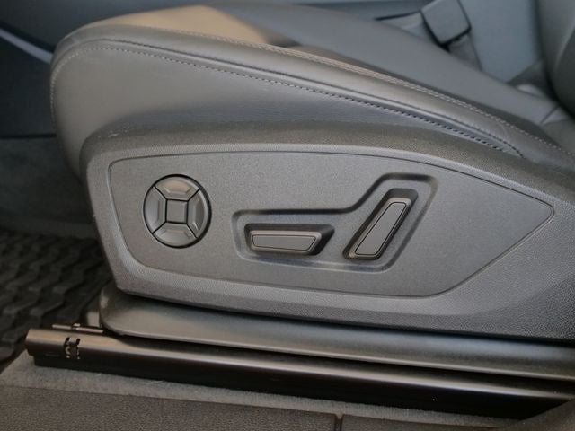 2025 Audi Q3 Premium Plus S Line quattro