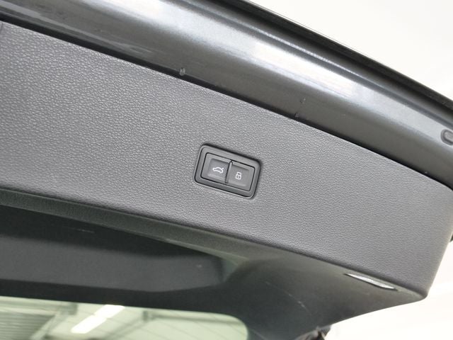 2025 Audi Q8 55 Premium Plus quattro