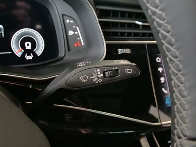 2025 Audi Q8 55 Premium Plus quattro