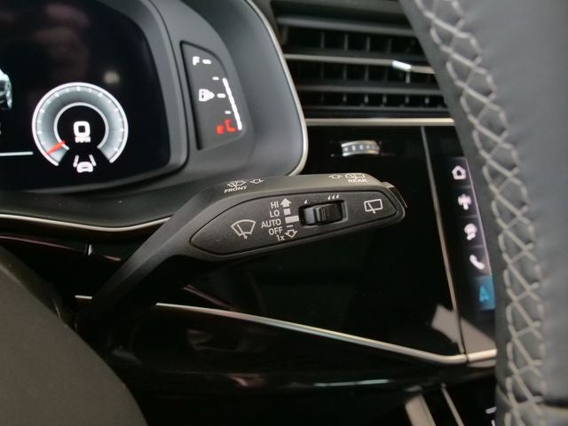 2025 Audi Q8 55 Premium Plus quattro