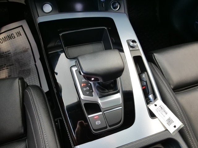 2025 Audi Q5 45 S line Prestige quattro