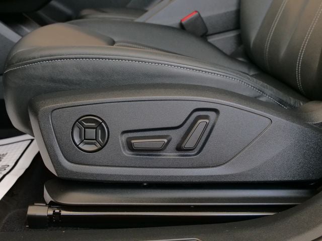 2023 Audi Q4 e-tron Premium Plus quattro
