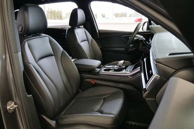 2025 Audi Q7 55 Premium Plus quattro