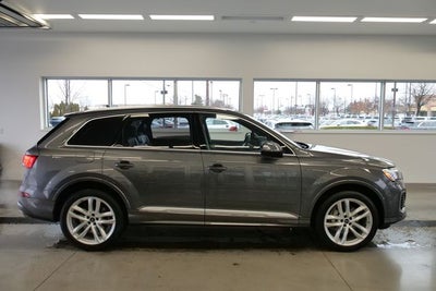 2025 Audi Q7 55 Premium Plus quattro