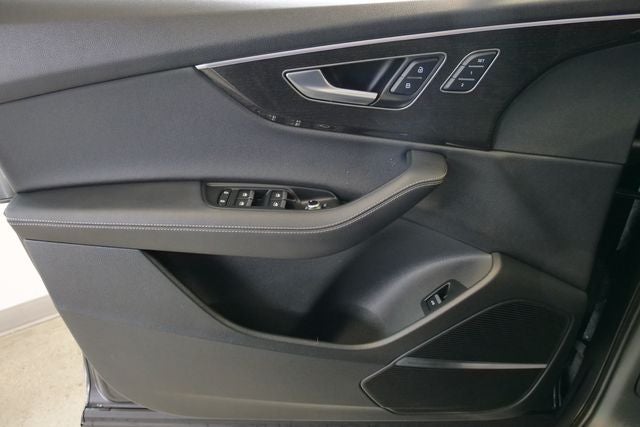 2025 Audi Q7 55 Premium Plus quattro