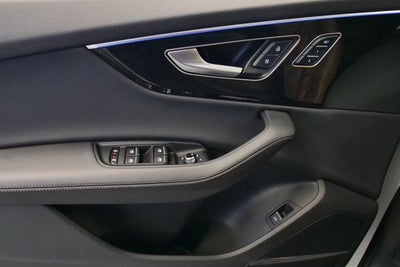 2024 Audi Q7 55 Premium Plus quattro