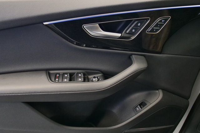 2024 Audi Q7 55 Premium Plus quattro