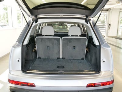 2022 Audi Q7 55 Prestige quattro