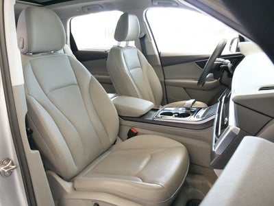 2022 Audi Q7 55 Prestige quattro