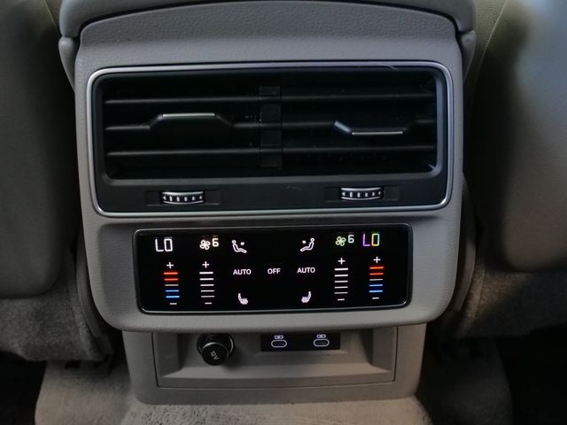 2022 Audi Q7 55 Prestige quattro