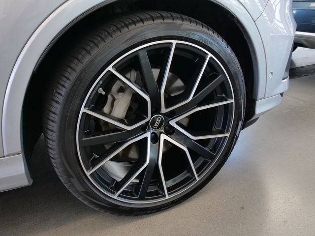 2022 Audi Q7 55 Prestige quattro