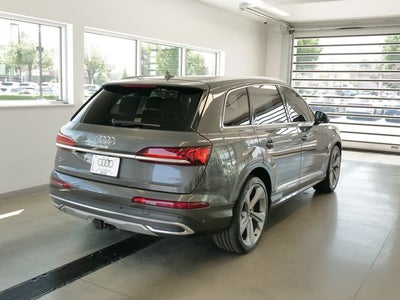 2022 Audi Q7 55 Prestige quattro