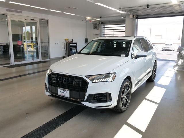 2023 Audi Q7 55 Prestige quattro
