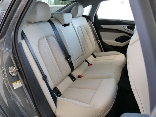 2026 Audi A6 Premium Plus quattro
