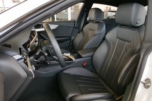 2025 Audi A5 Sportback 45 S line Premium quattro