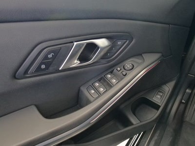 2025 BMW 3 Series 330i xDrive