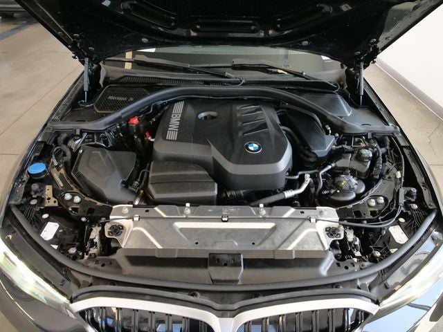 2025 BMW 3 Series 330i xDrive