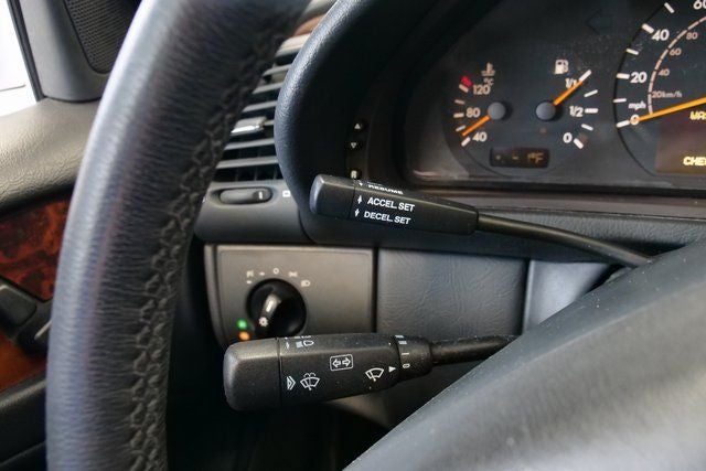 2002 Mercedes-Benz CLK CLK 320 Base