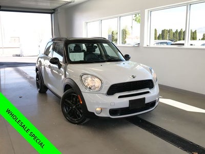 2014 MINI Cooper S Countryman Base