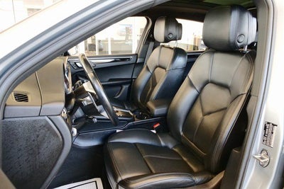 2021 Porsche Macan Base