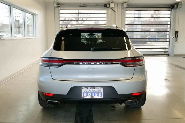 2021 Porsche Macan Base